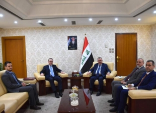 وكيل وزارة الخارجيَّة للشُؤُون مُتعددة الأطراف والشُؤُون القانونيَّة يستقبل السفير الروسي لدى العراق